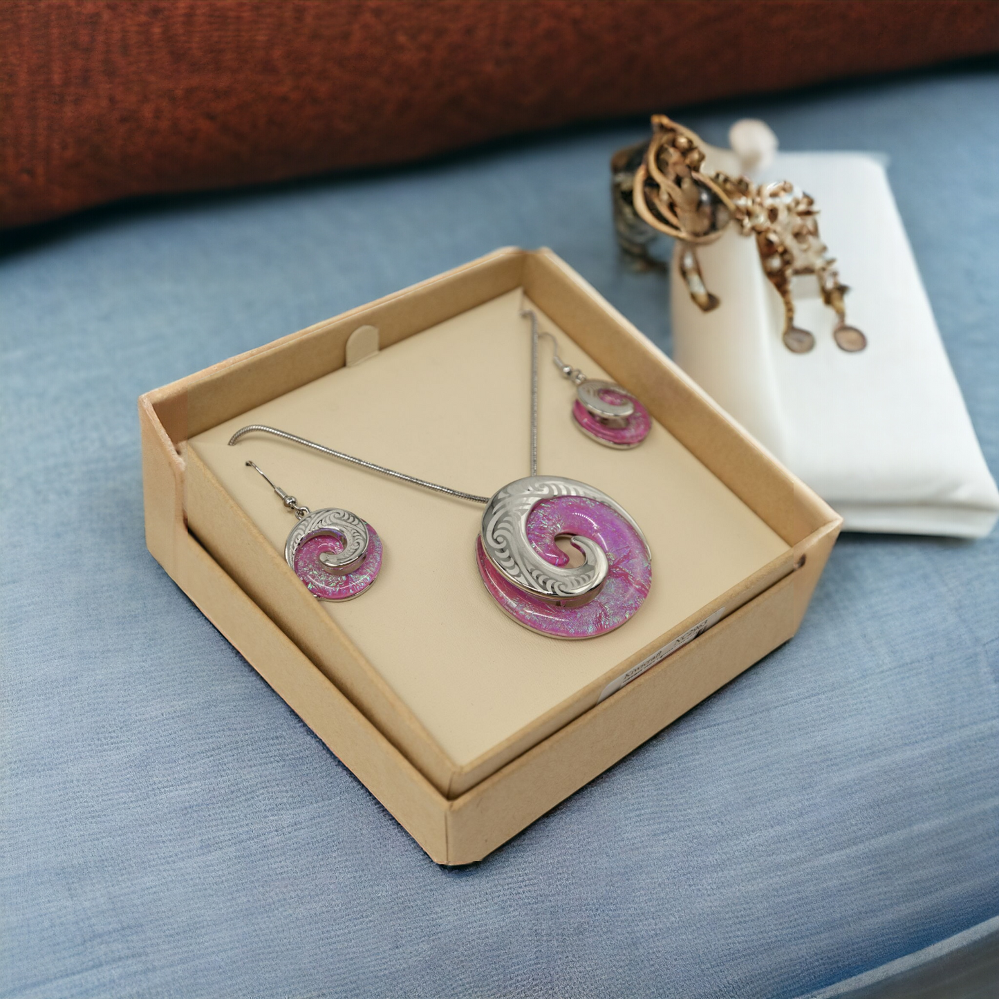Kiwicraft Koru Laser Rhodium Pendant Set
