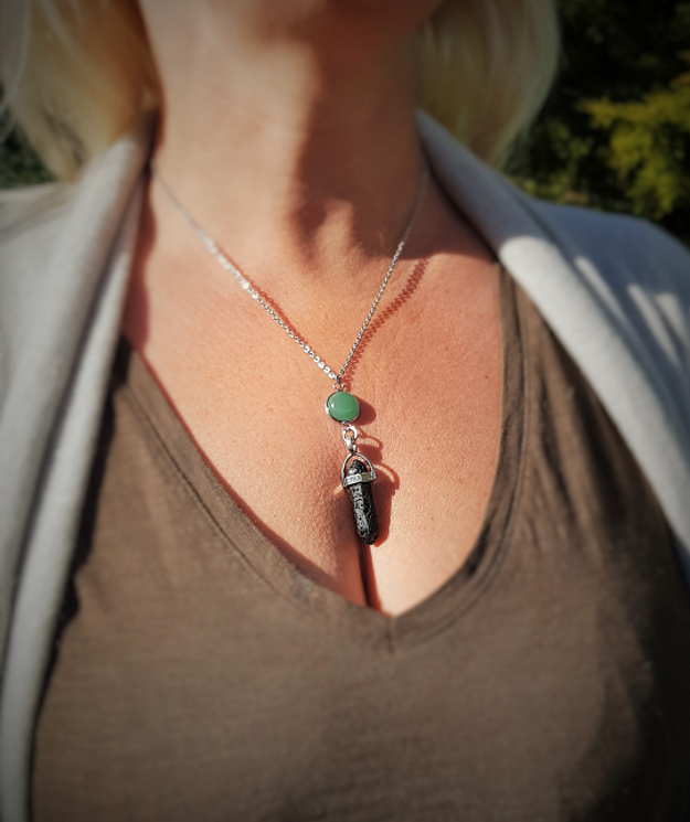 Nudi Point Green Aventurine Lava Stone Pendant