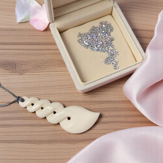Bone Pikorua Pendant