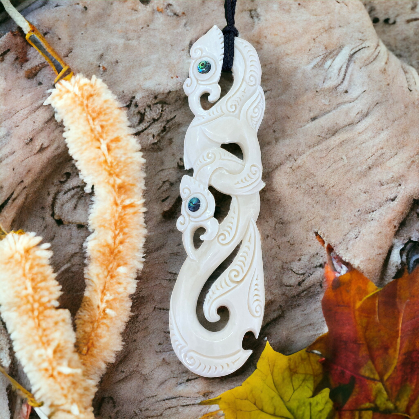 Bone Pendant Double Manaia with Hook (015)