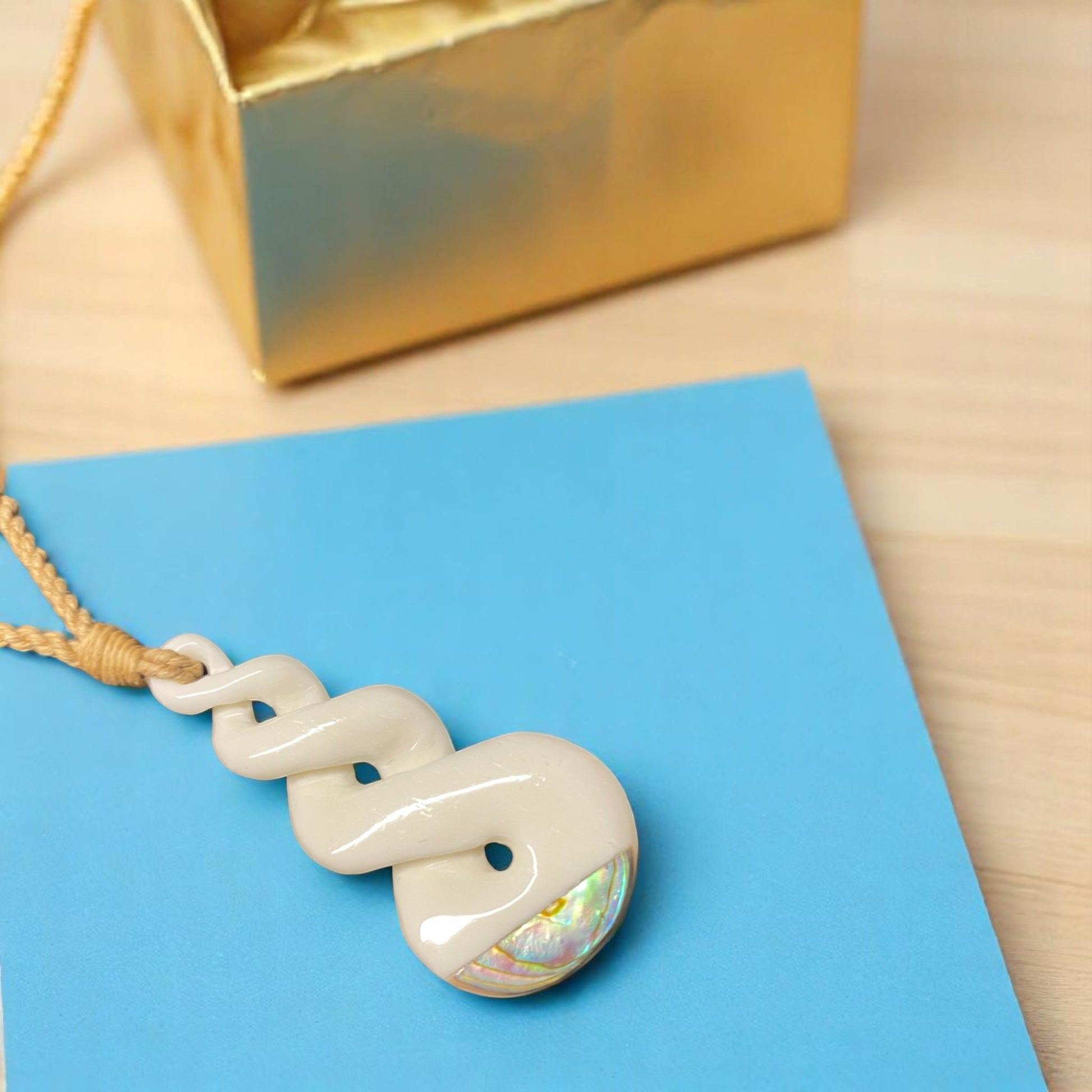 Bone pikorua pendant