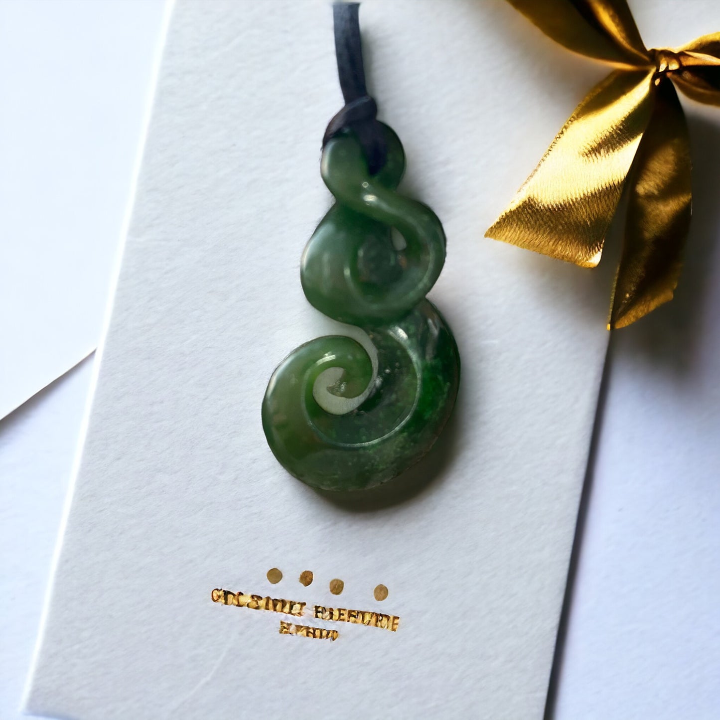 Greenstone / Poumanu Matau (Hook) Pendant