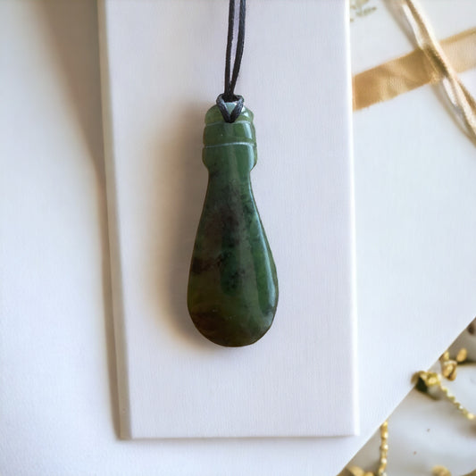 Greenstone / Pounamu Mere Pendant