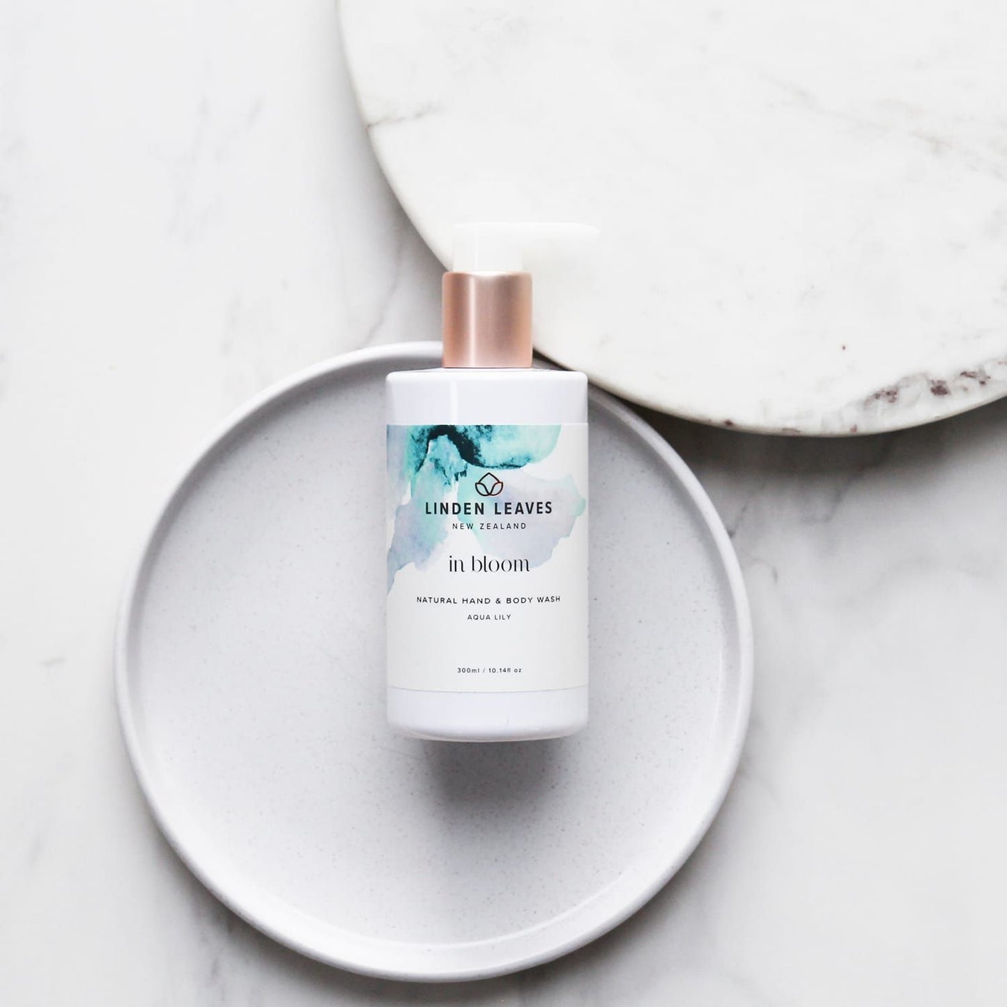 Linden Leaves Aqua Lily Hand & Body Wash - 300ml