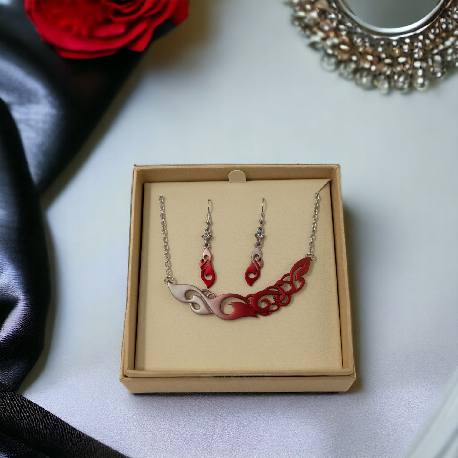 Manaia&wave Rhodium Pendant Set