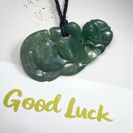 NZ Greenstone (Pounamu) Tiki Pendant (side hanging)