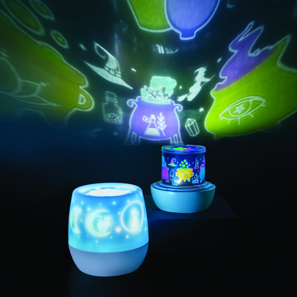 Lil Dreamers Lumi-Go-Round Rotating Projector Light Enchanted