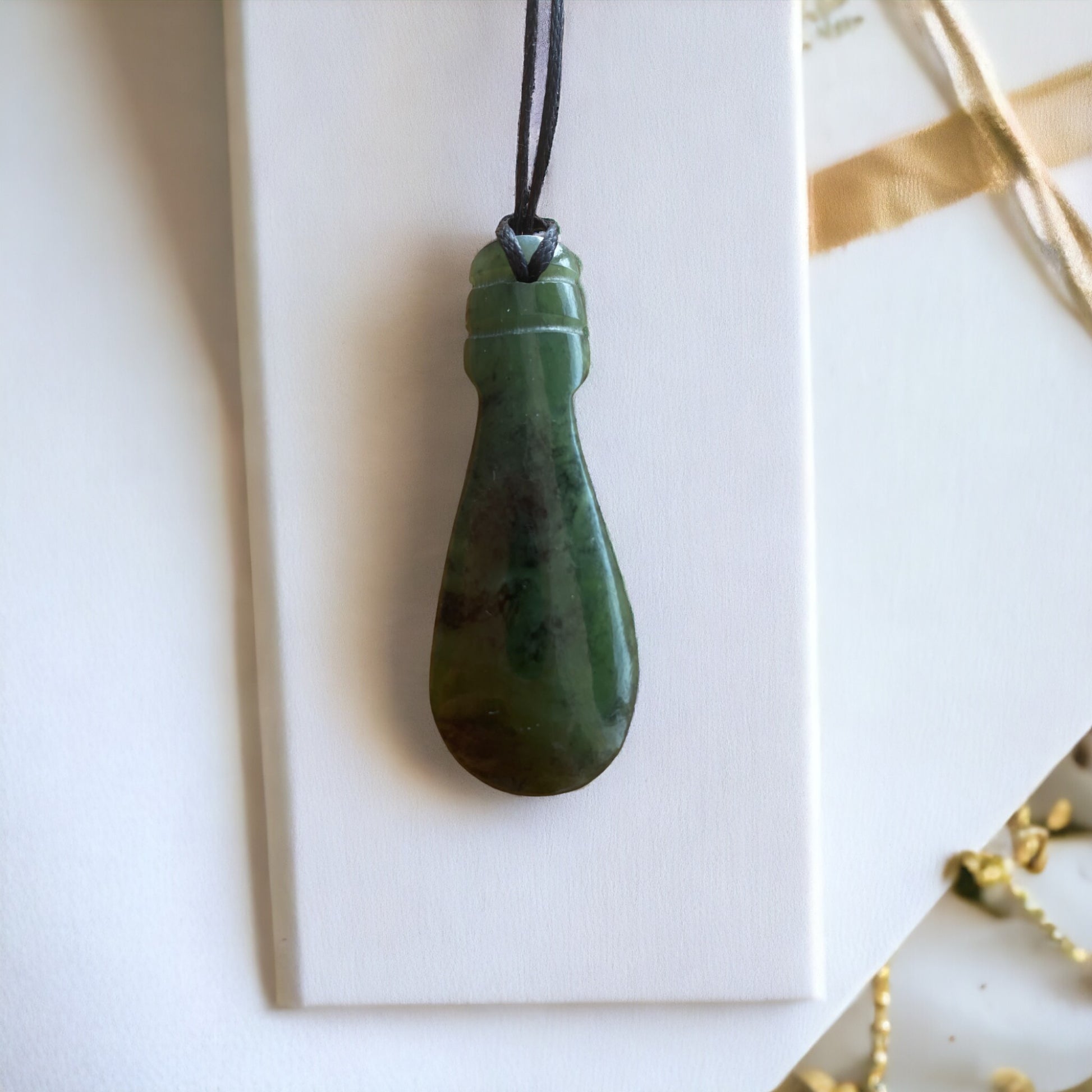 Greenstone / Pounamu Mere Pendant 