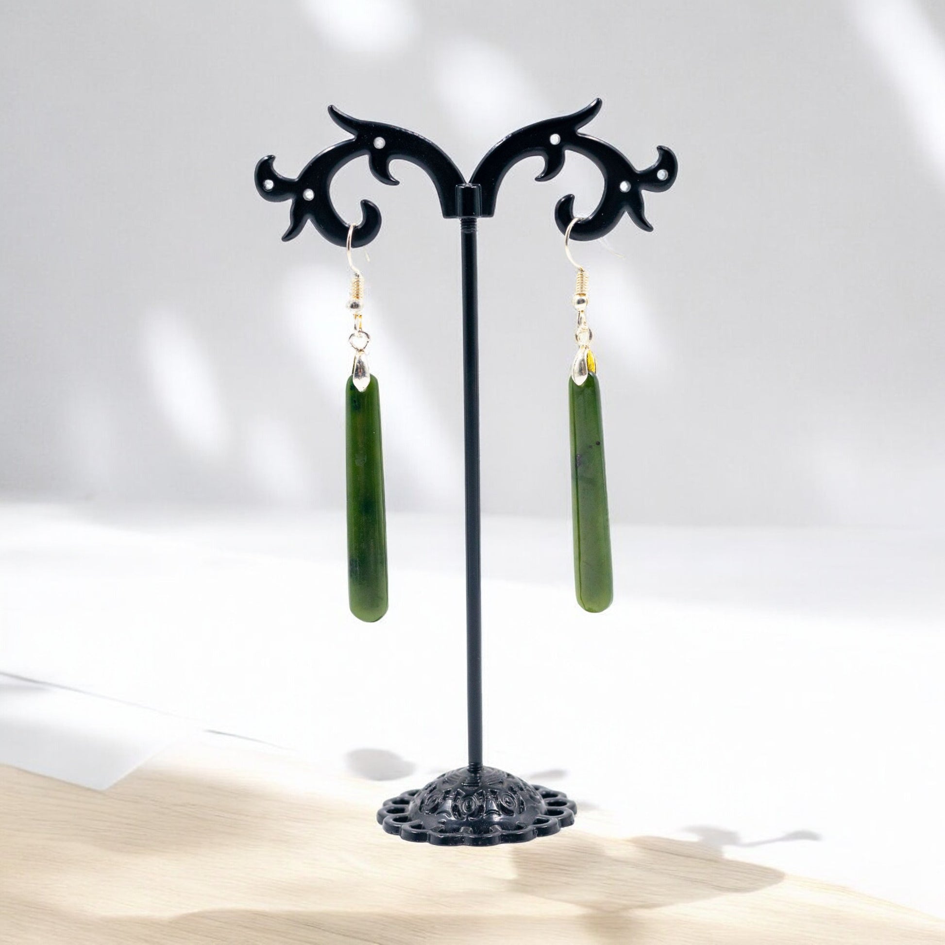 Pounamu / Greenstone Pole Earrings